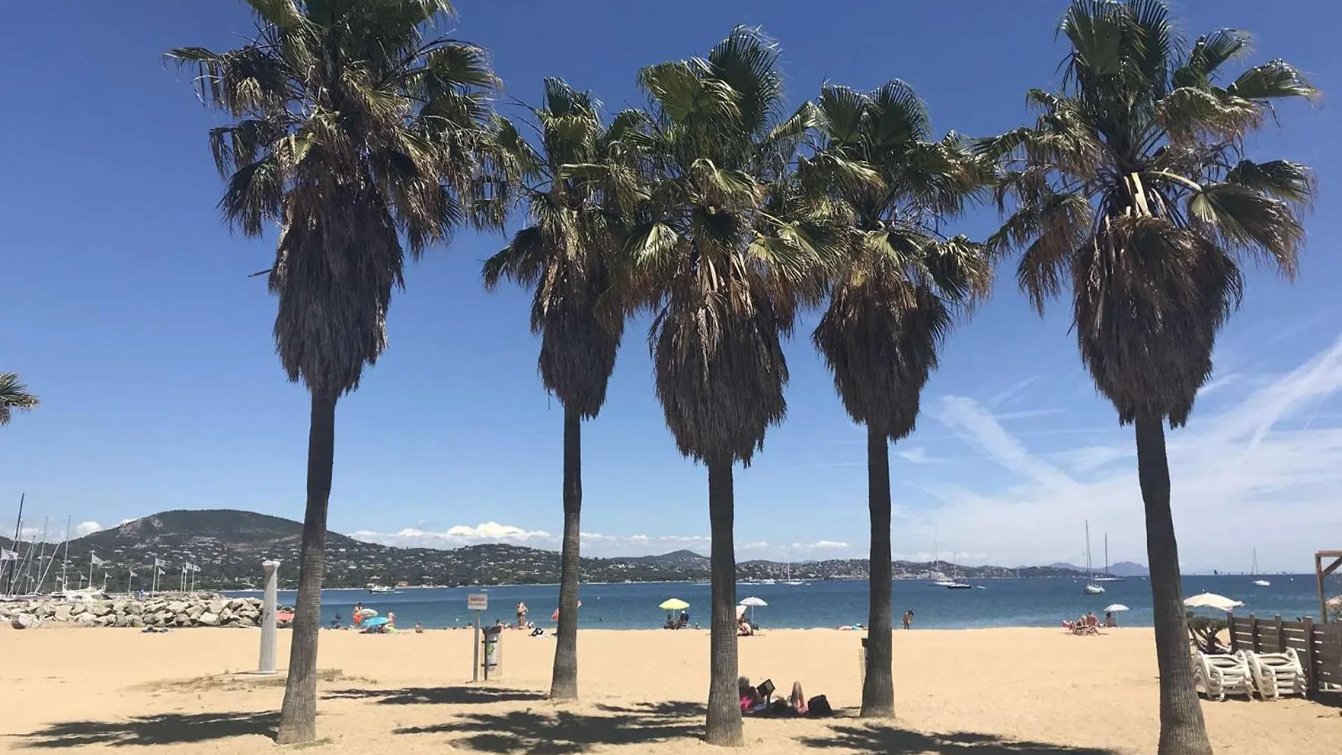Marcogblan - Superbe T4 Refait A Neuf Avec Vue Port Appartement Cogolin