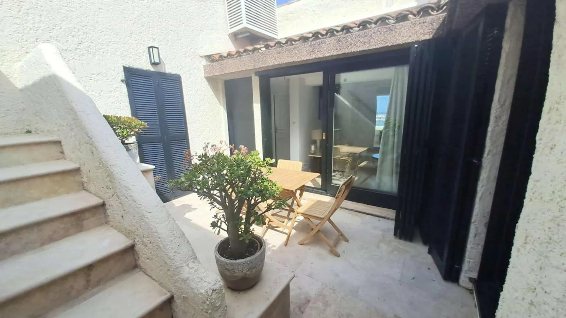 Marcogblan - Superbe T4 Refait A Neuf Avec Vue Port Apartment Cogolin 0*,