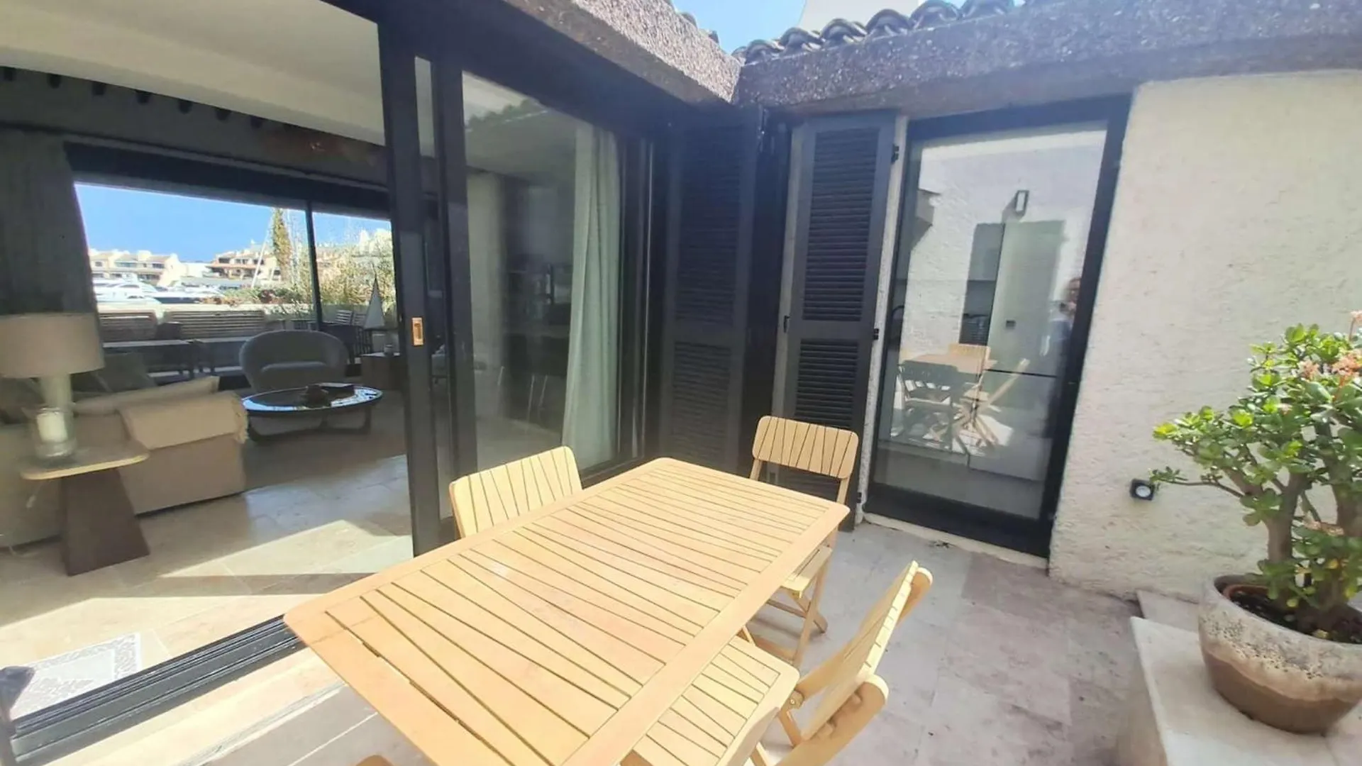 Marcogblan - Superbe T4 Refait A Neuf Avec Vue Port Apartment Cogolin France